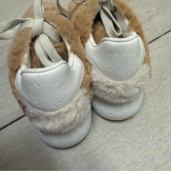 Stella McCartney
Loop fleece-texture sneakers - Picture 7 of 9